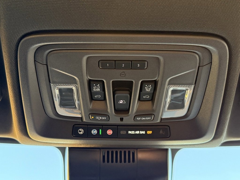 Used 2025 Chevrolet Silverado 1500 LTZ w/ LTZ Premium Package image 30