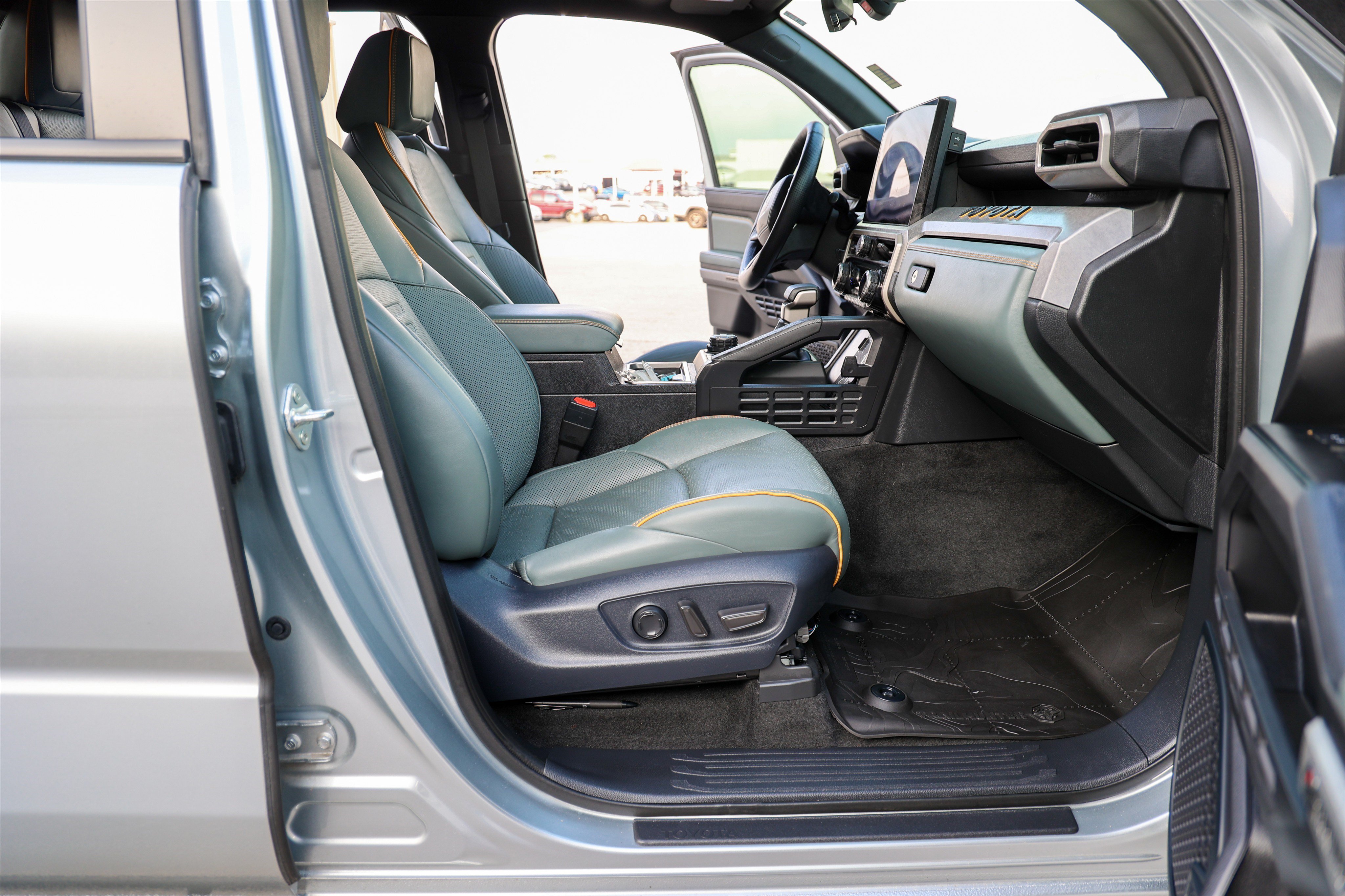 Certified 2024 Toyota Tacoma 4x4 Double Cab Hybrid image 42