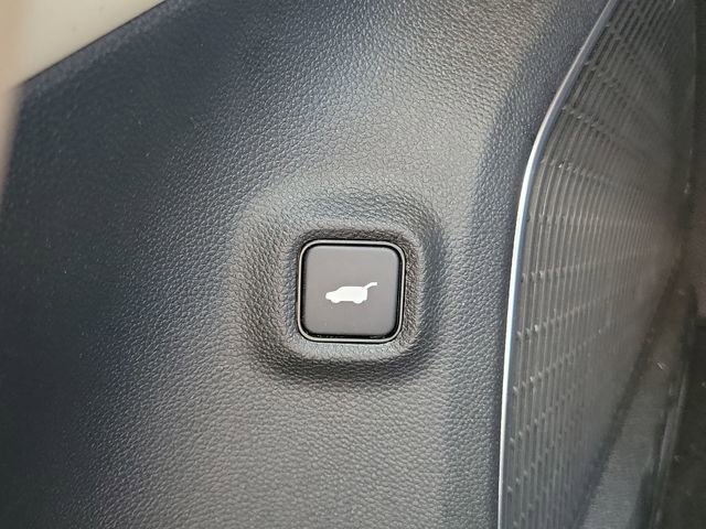 Used 2023 Acura MDX SH-AWD w/ Advance Package image 26