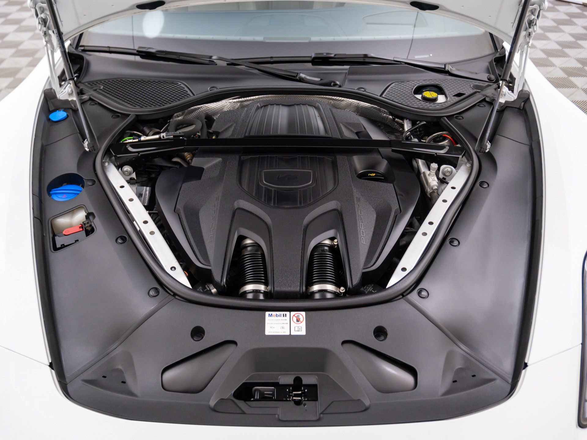 Certified 2024 Porsche Panamera 4 image 28