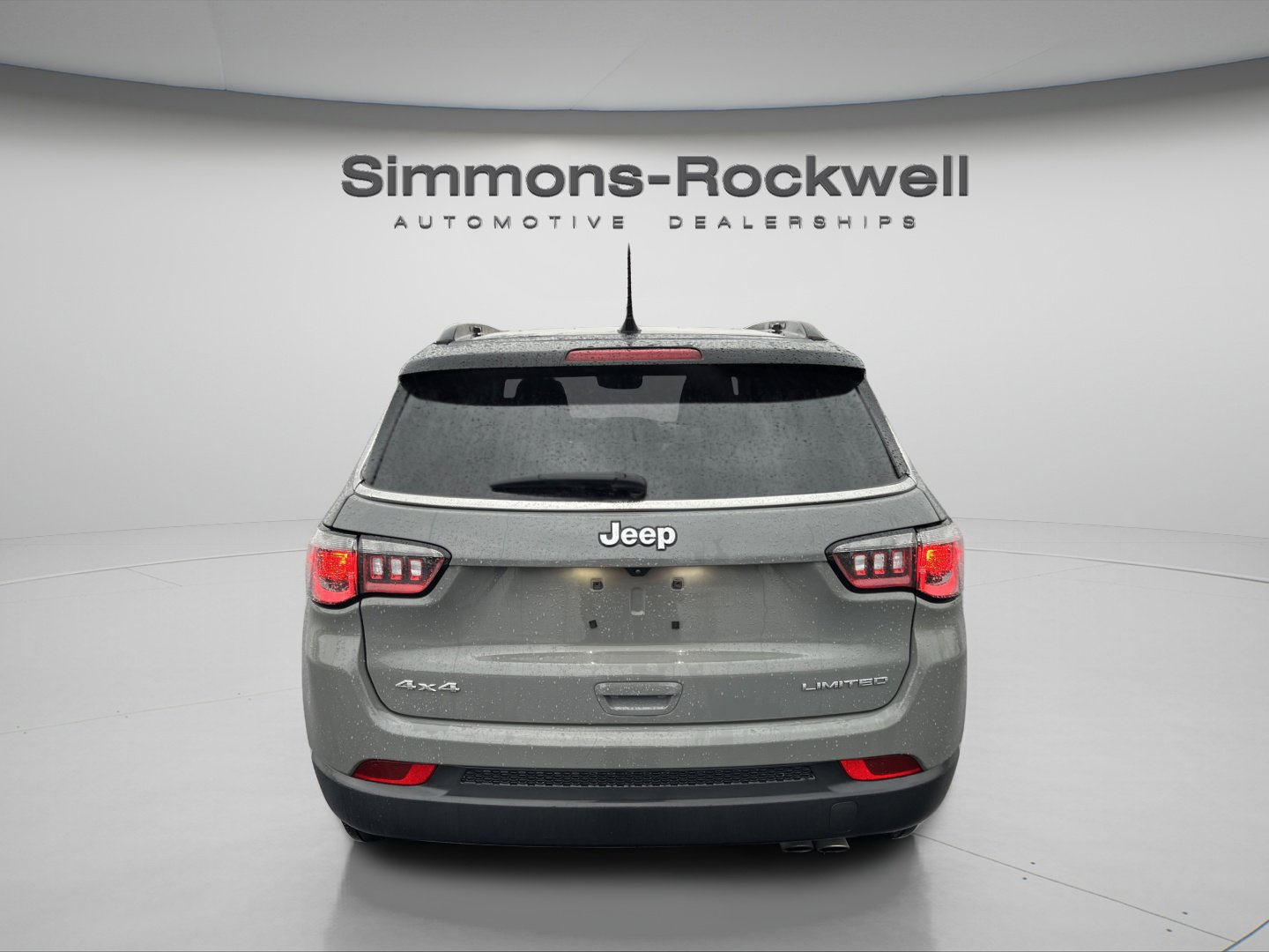 Used 2022 Jeep Compass Limited image 6