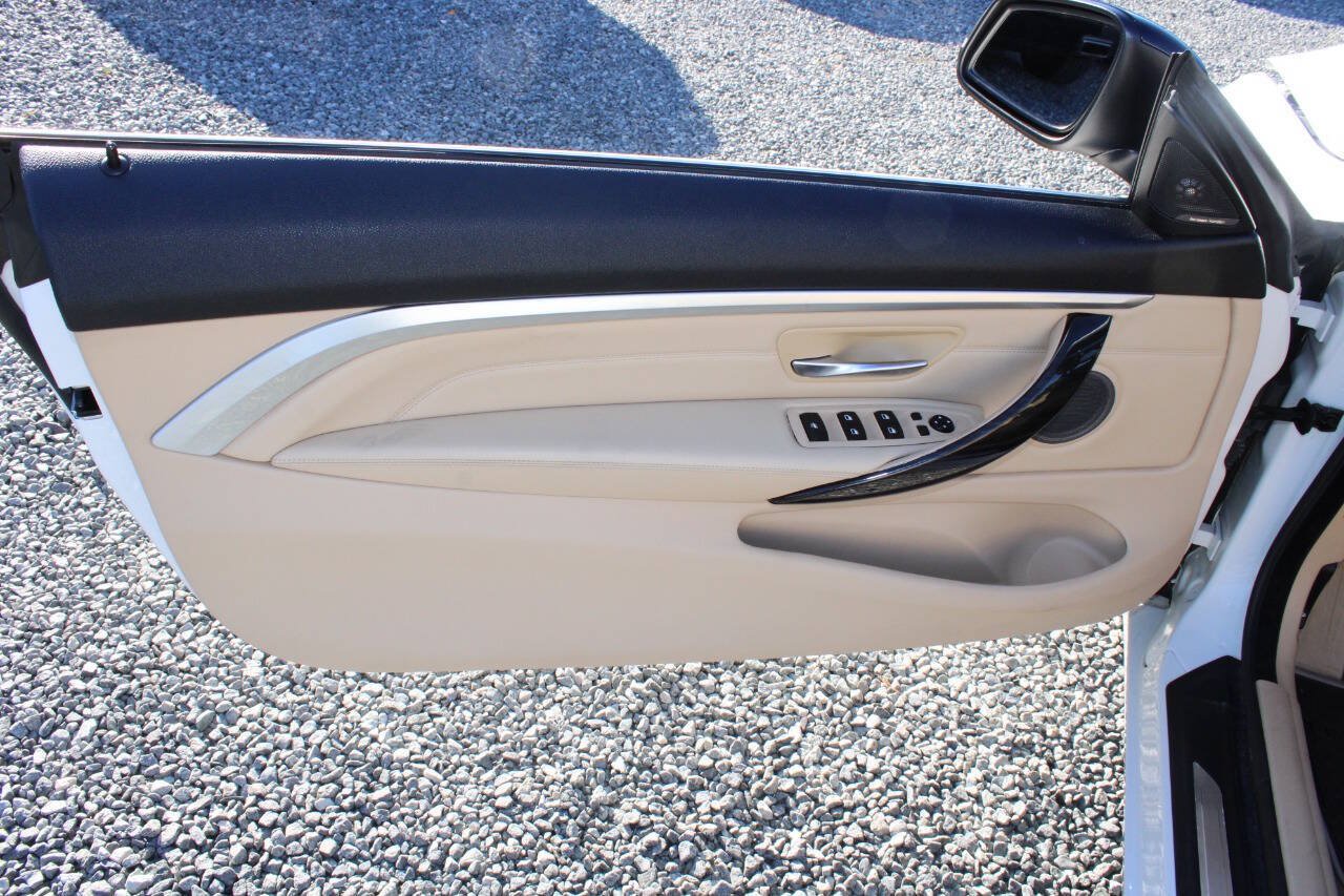 Used 2015 BMW 428i xDrive Convertible w/ Technology Package AWD/4WD image 28