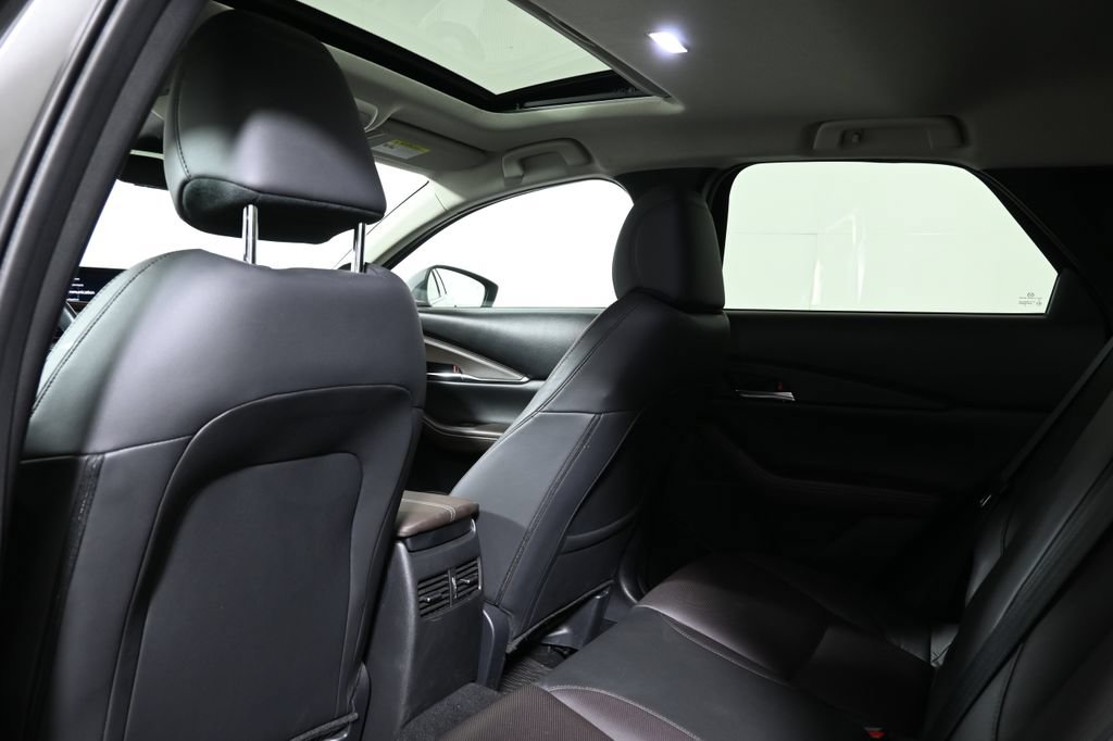 Used 2020 MAZDA CX-30 AWD w/ Premium Package image 7