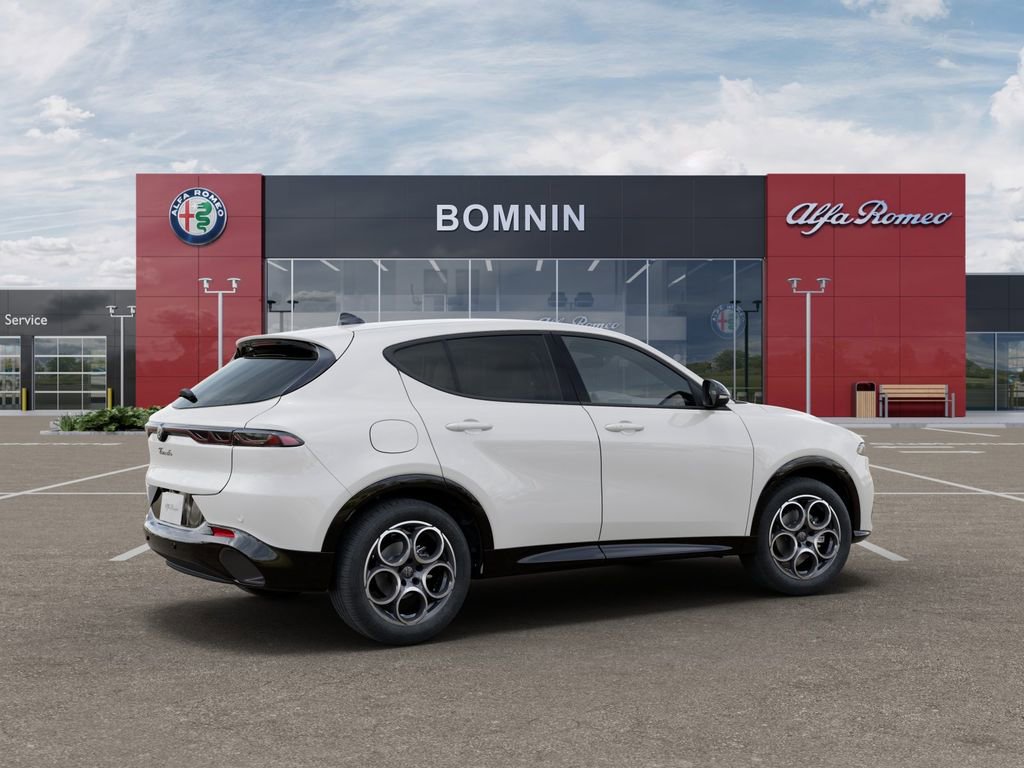 New 2026 Alfa Romeo Tonale image 4