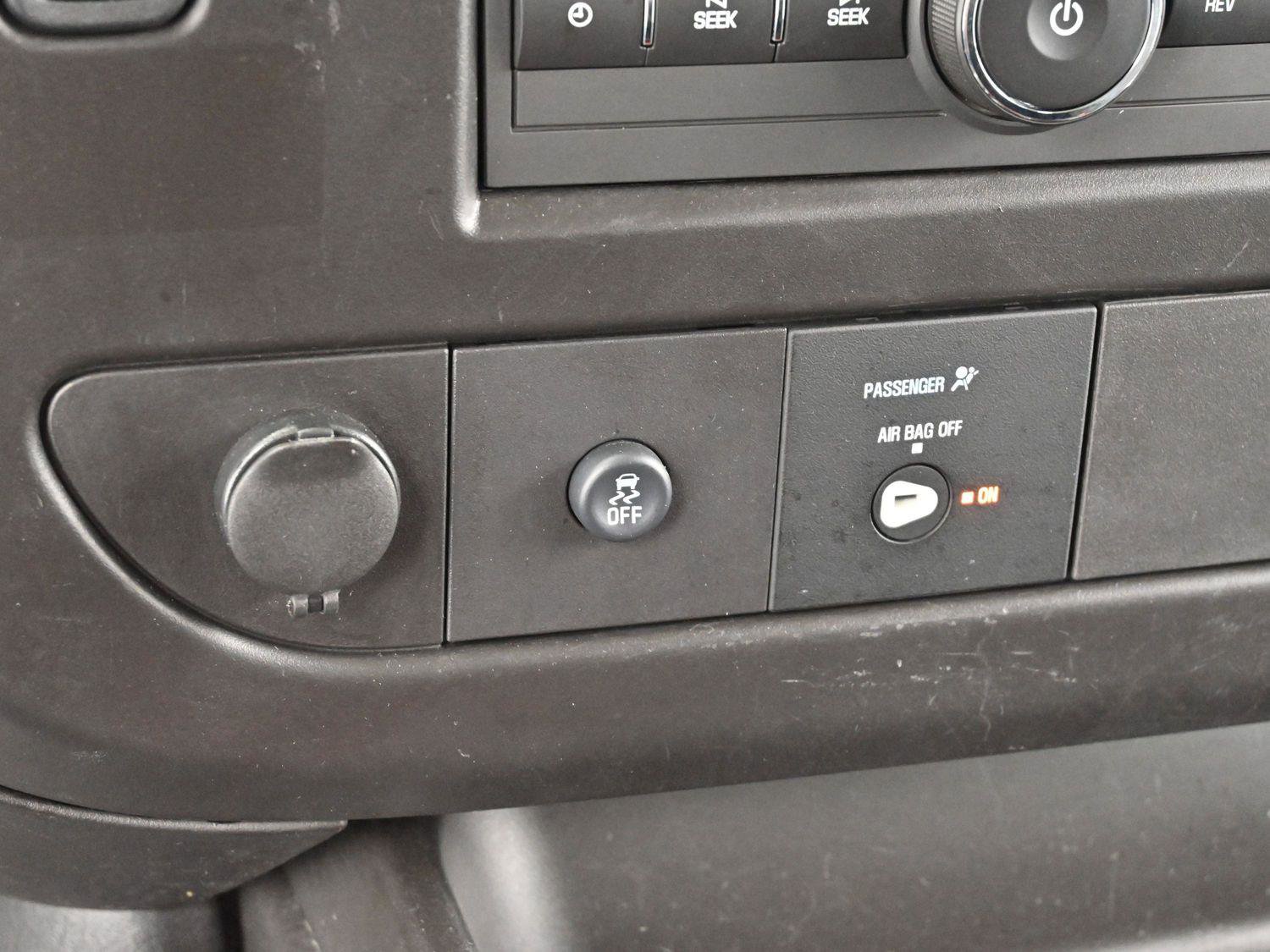 Used 2024 GMC Savana 2500 w/ Driver Convenience Package image 21