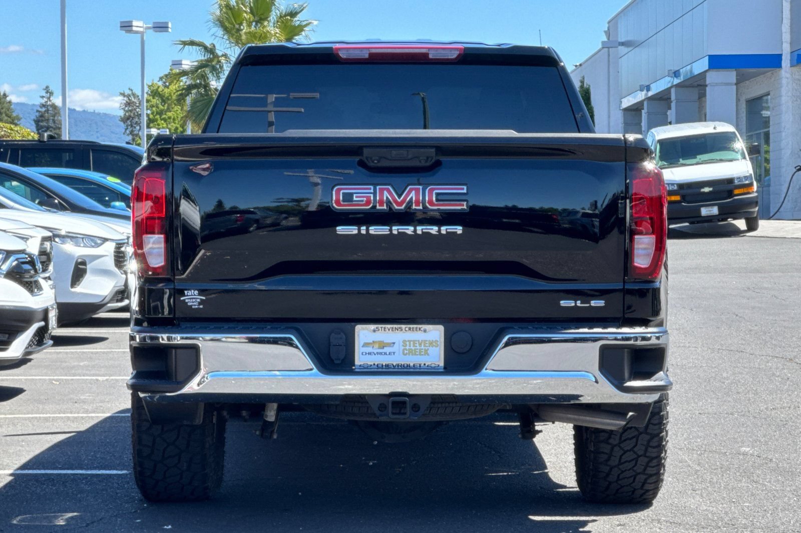 Used 2024 GMC Sierra 1500 SLE RWD image 6