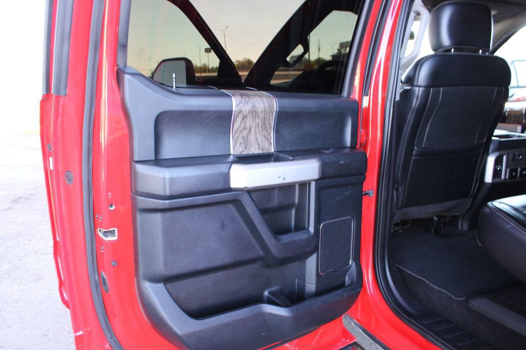 Used 2018 Ford F250 Lariat w/ Lariat Value Package AWD/4WD image 17
