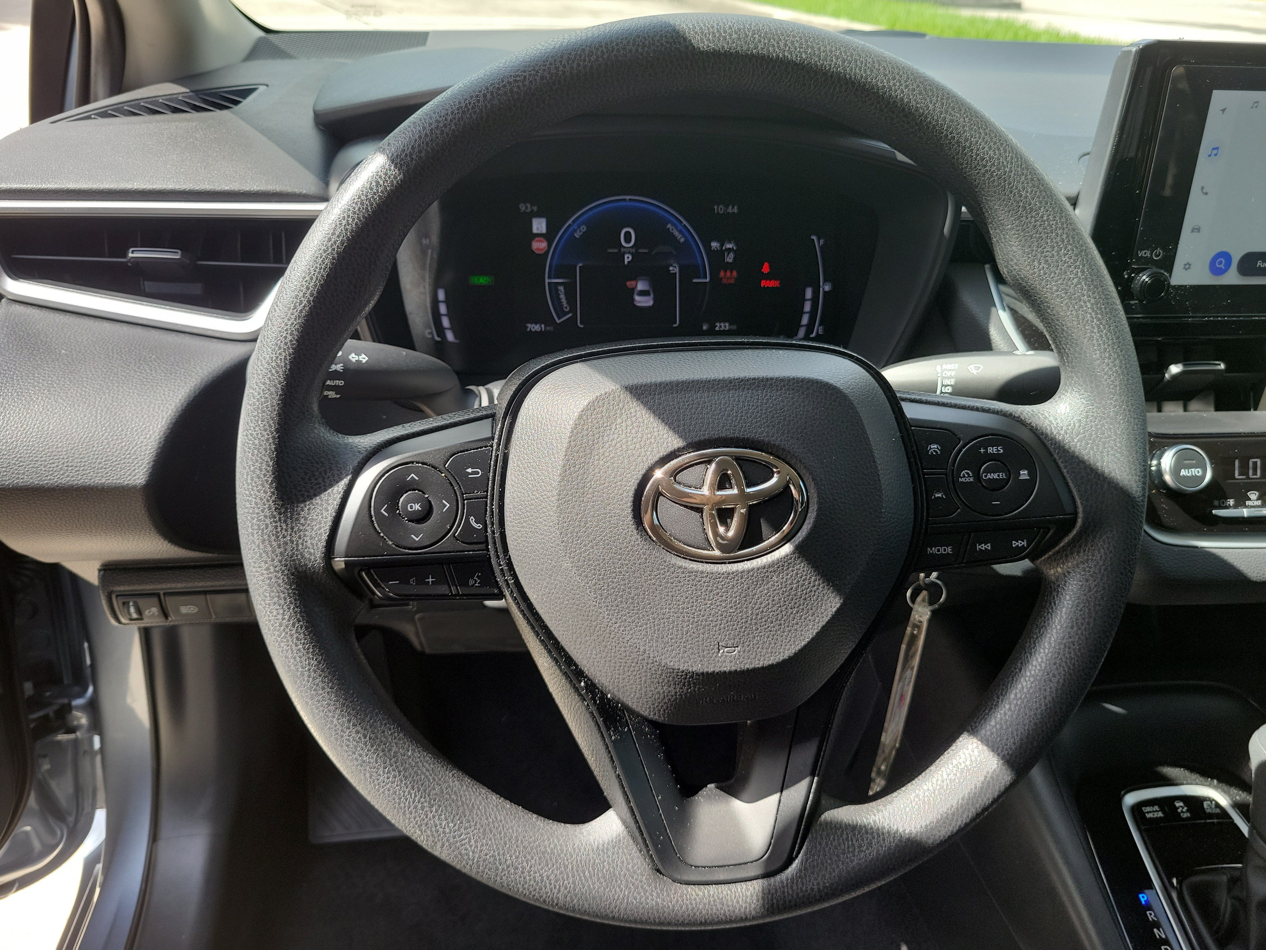 Certified 2026 Toyota Corolla LE FWD image 25