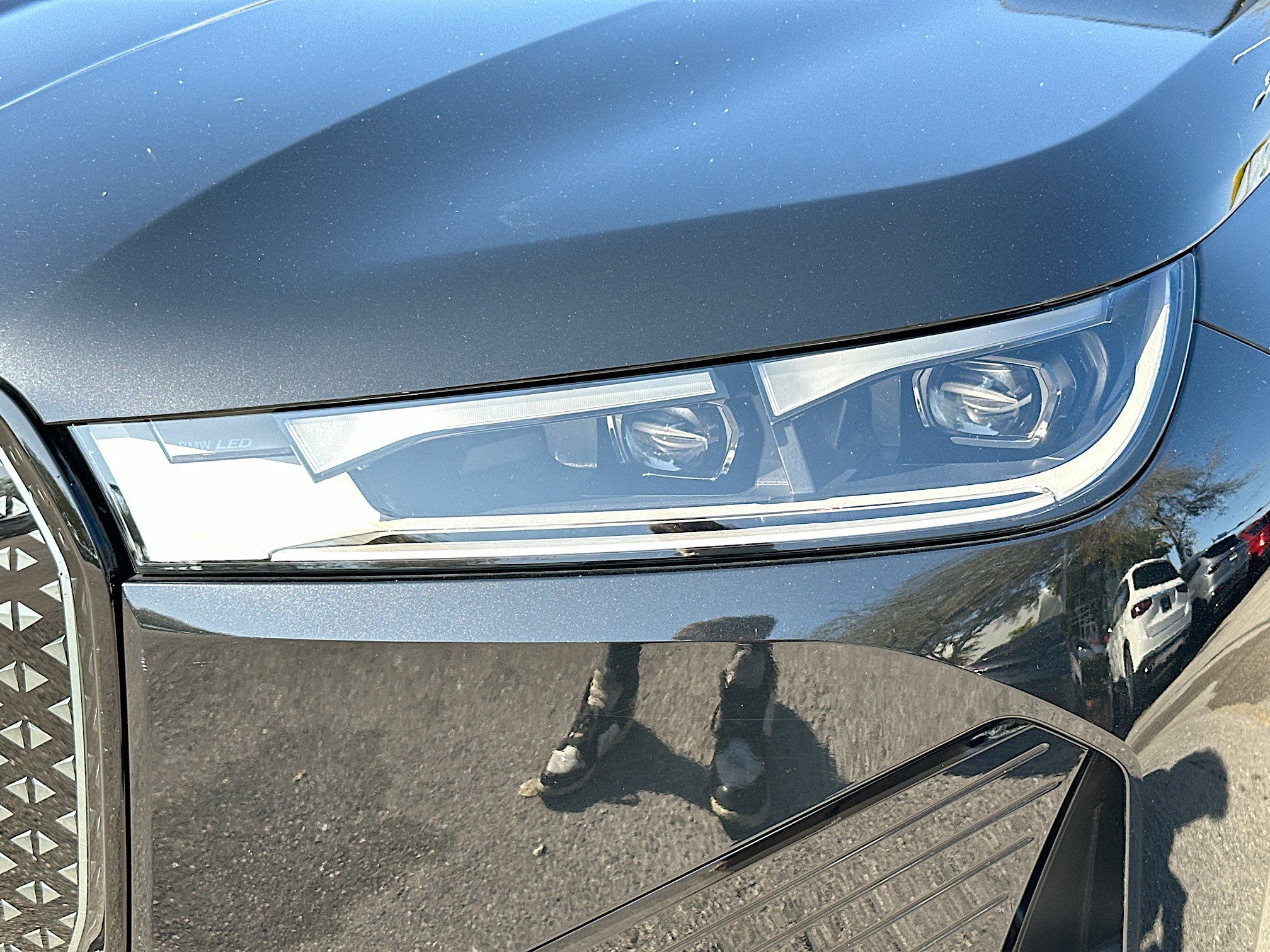 Used 2024 BMW iX xDrive50 w/ Sport Package image 32