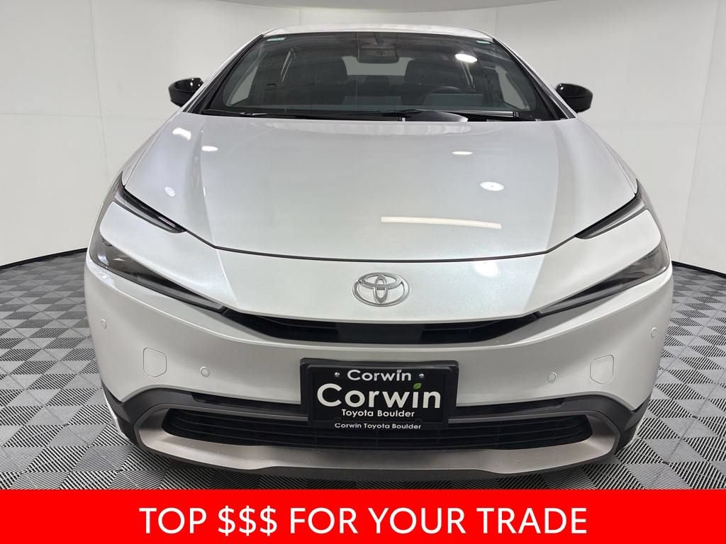 Used 2025 Toyota Prius Plug-In Hybrid FWD image 2