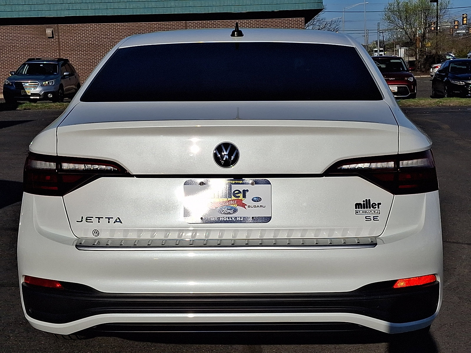 Used 2023 Volkswagen Jetta SE FWD image 5