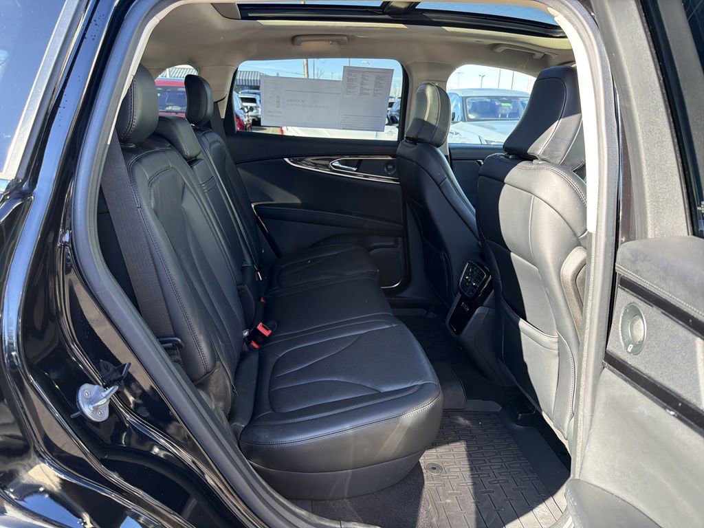 Certified 2022 Lincoln Nautilus Reserve w/ Luxury Package image 17