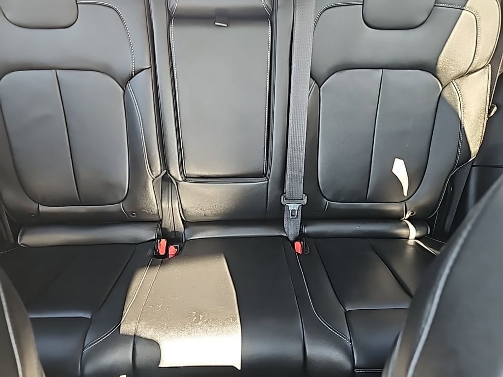 Certified 2023 Jeep Grand Cherokee Limited image 33