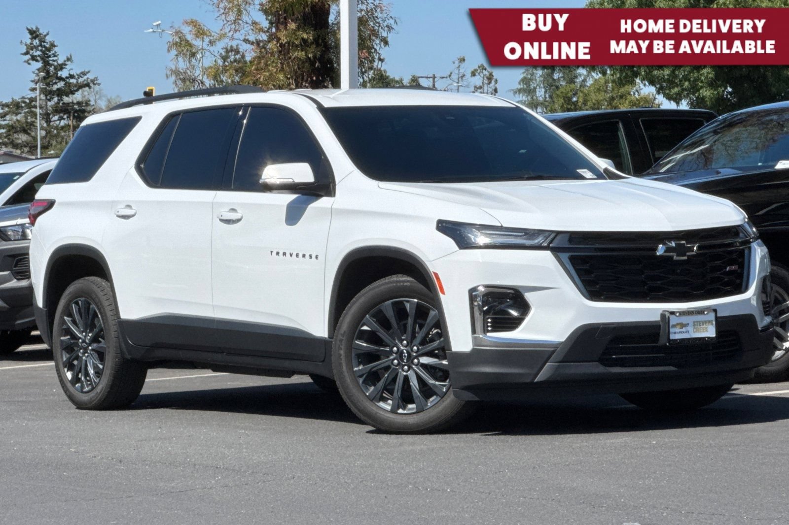 Used 2023 Chevrolet Traverse RS AWD/4WD image 1
