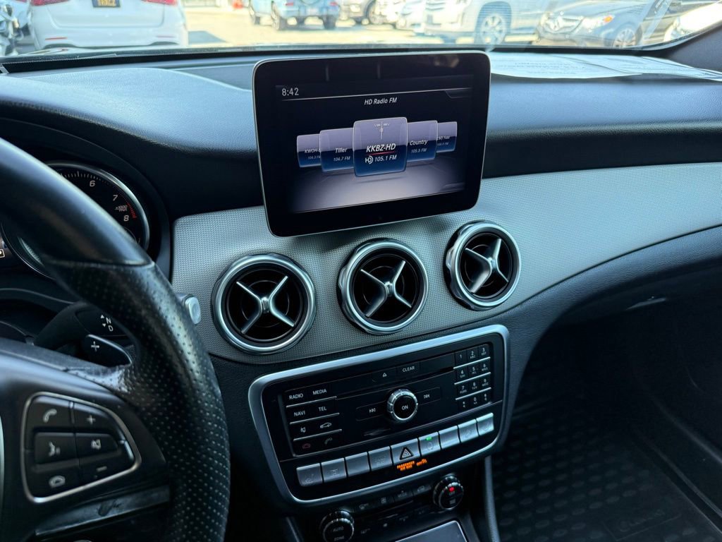 Certified 2019 Mercedes-Benz GLA 250 4MATIC image 19