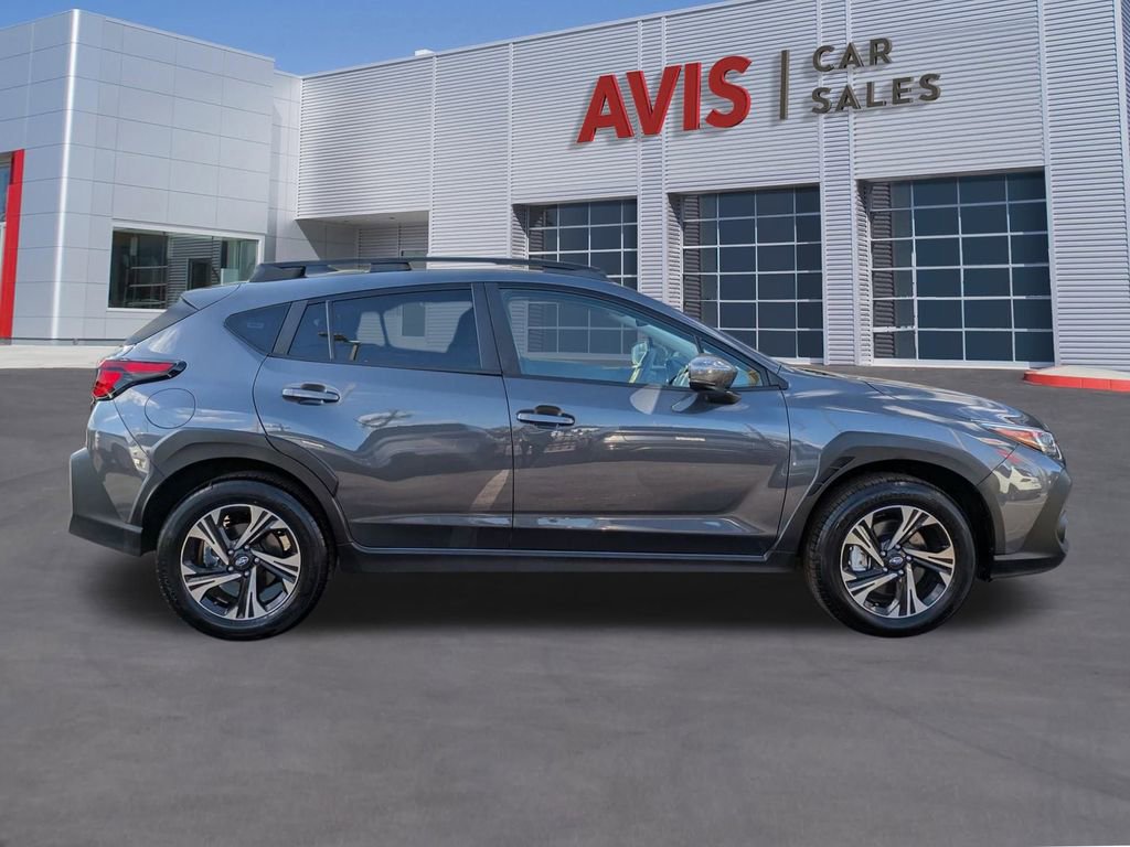 Used 2024 Subaru Crosstrek 2.0i Premium image 5