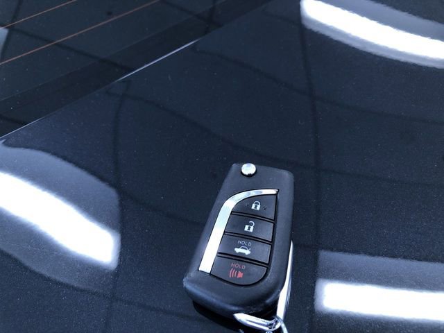 Certified 2022 Toyota Corolla LE image 30