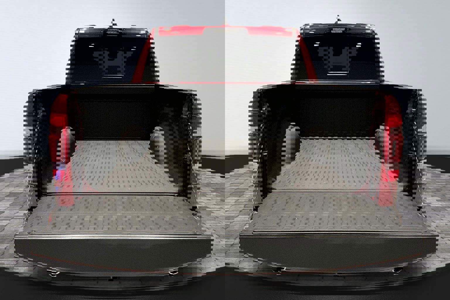 Used 2024 RAM 1500 Limited image 7