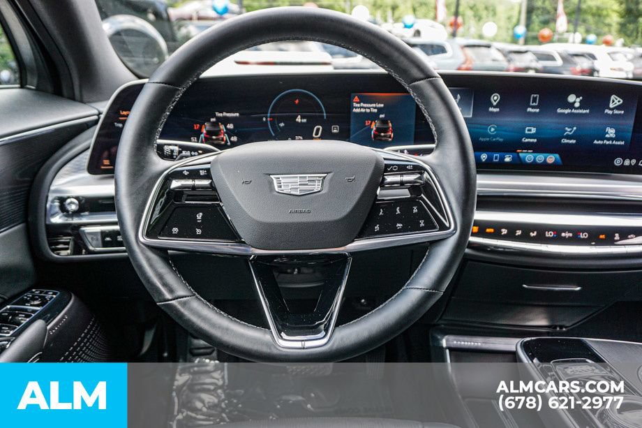 Used 2024 Cadillac Lyriq Luxury AWD/4WD image 28