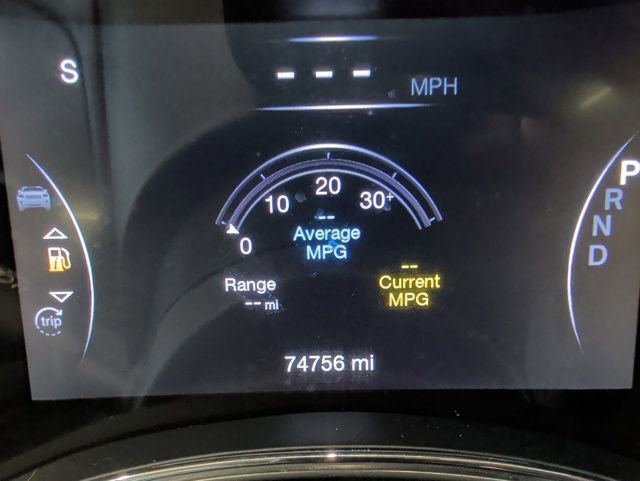 Used 2019 Jeep Grand Cherokee Altitude AWD/4WD image 24