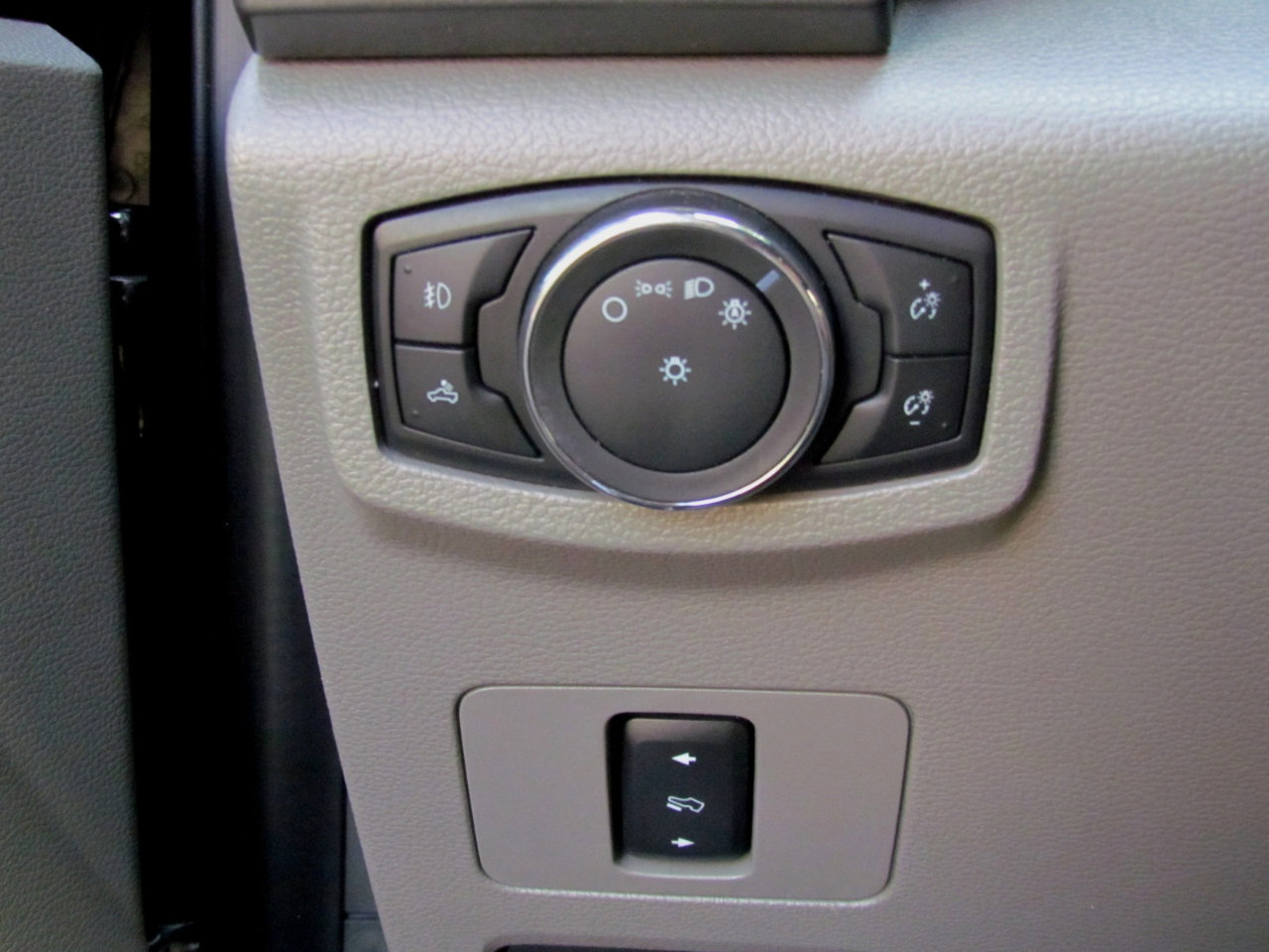 Used 2020 Ford F250 XLT w/ XLT Premium Package image 25