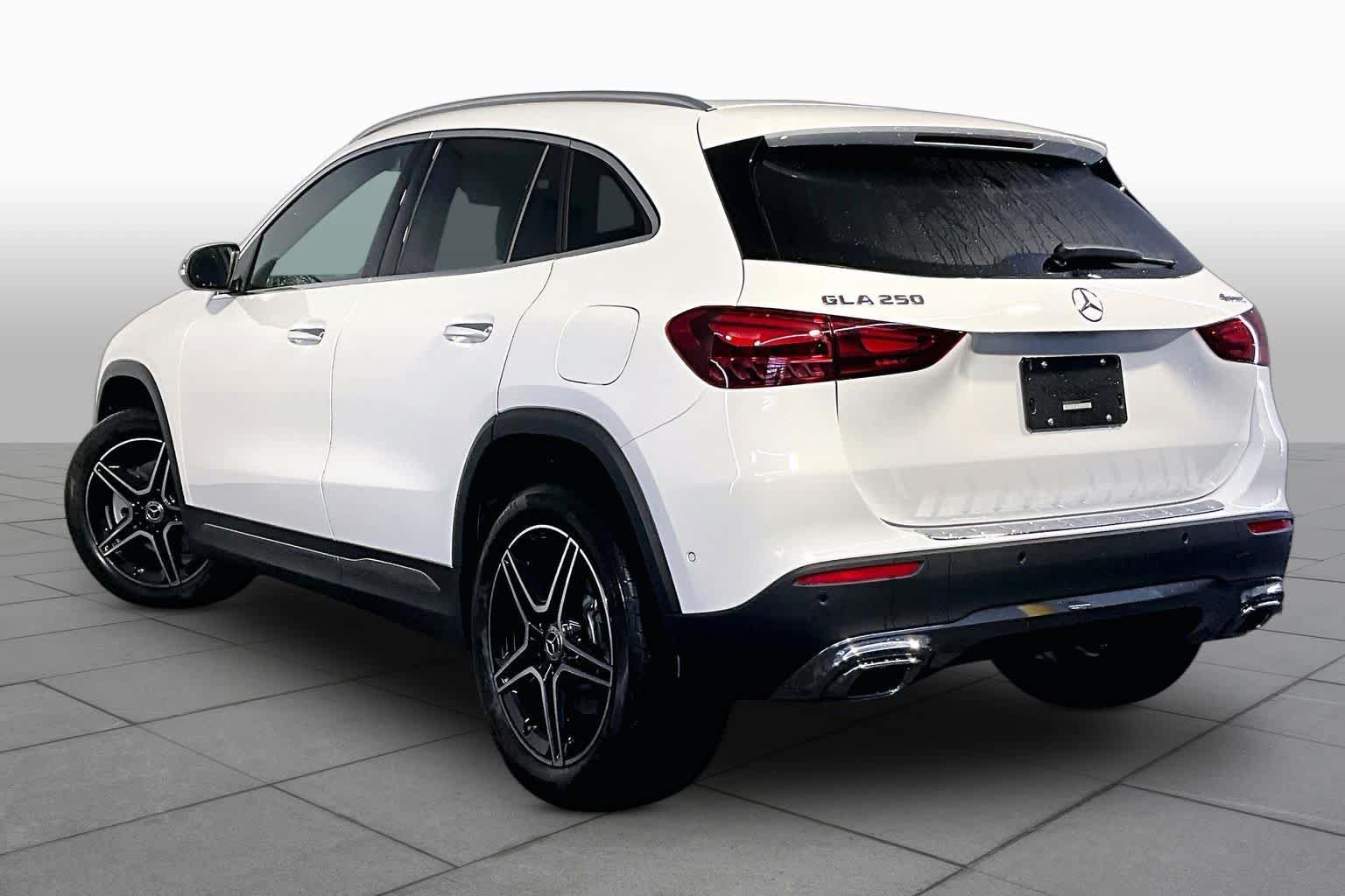 New 2026 Mercedes-Benz GLA 250 4MATIC image 3