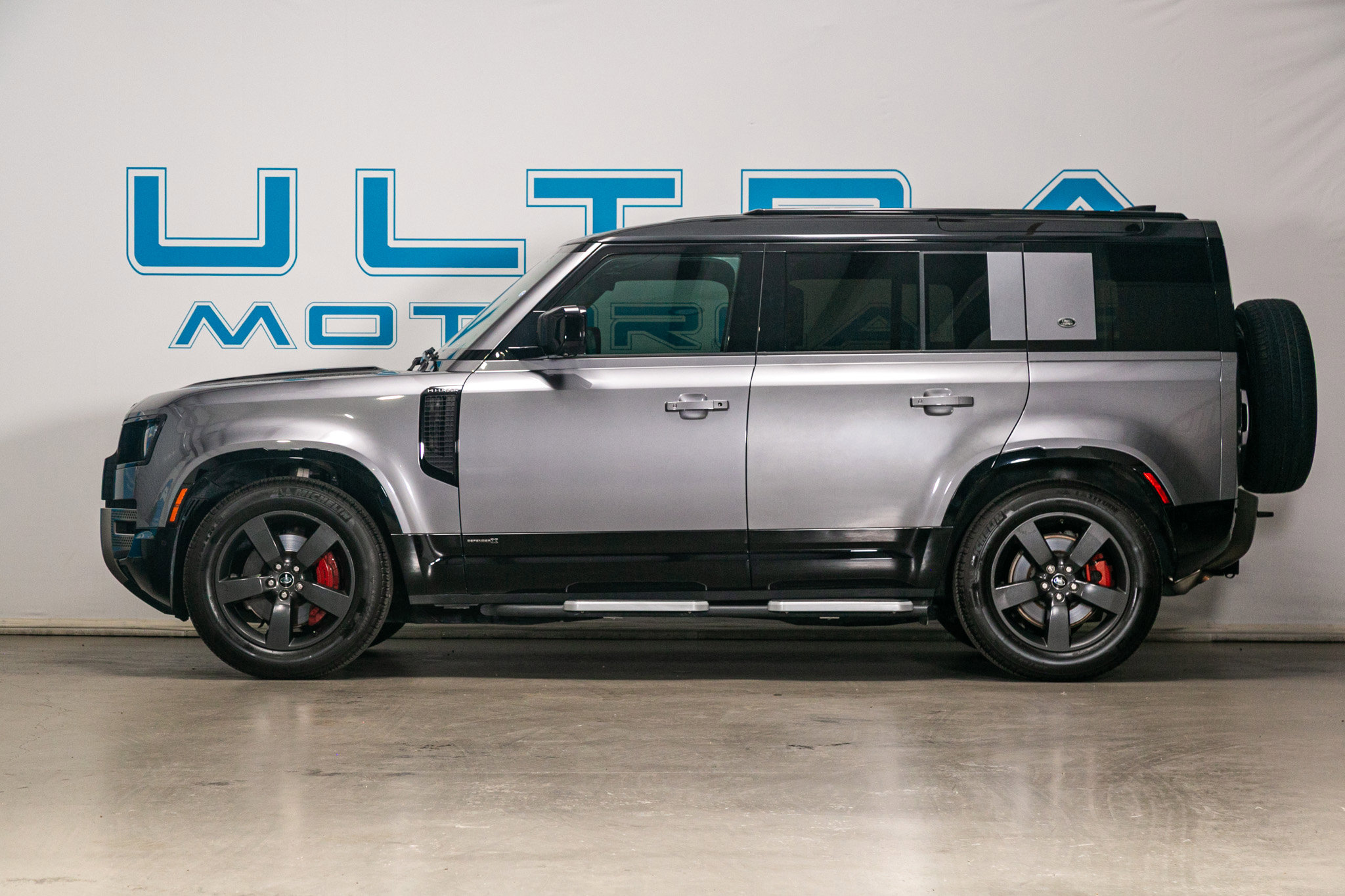 Used 2020 Land Rover Defender 110 X image 11