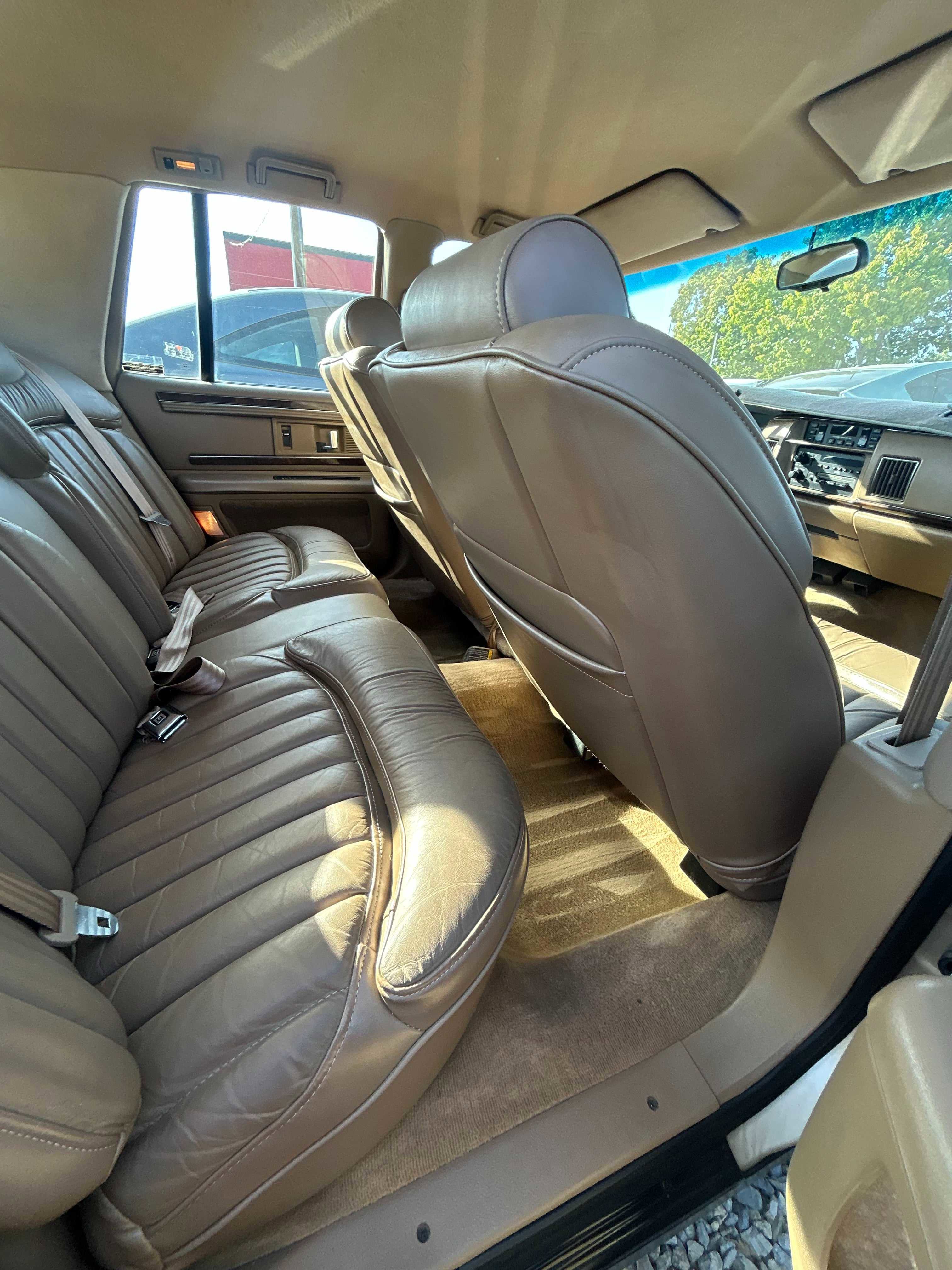 Used 1994 Buick Roadmaster Sedan image 8