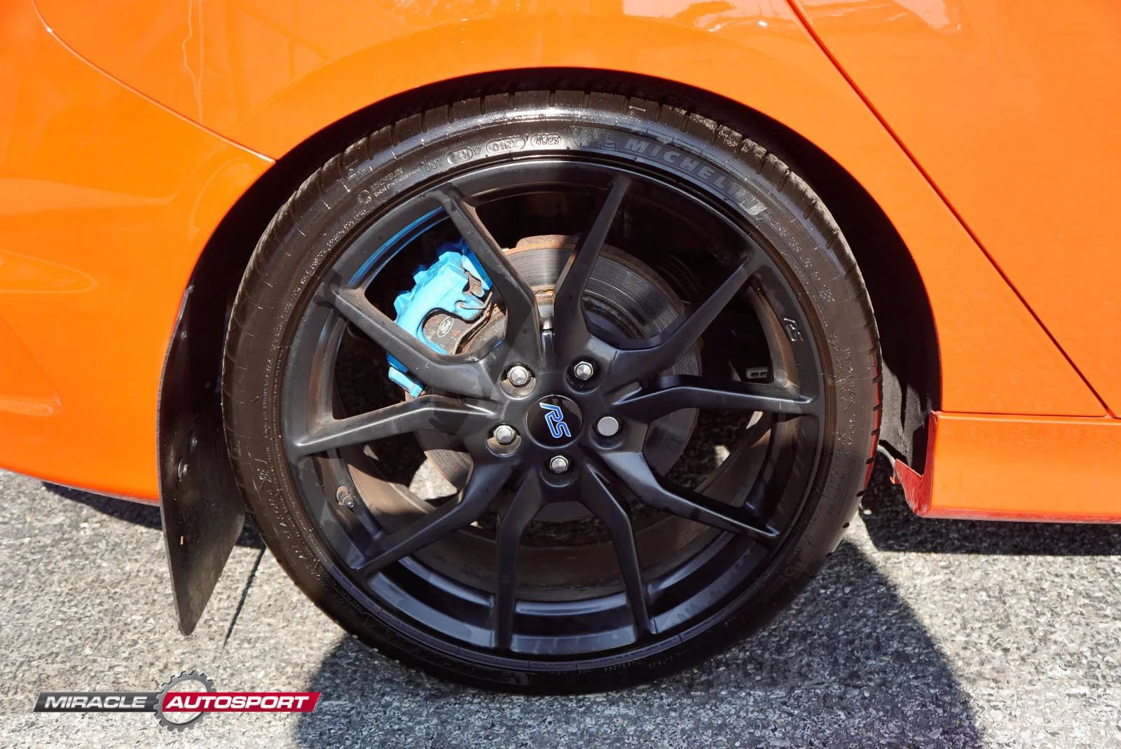 Used 2018 Ford Focus RS AWD/4WD image 11