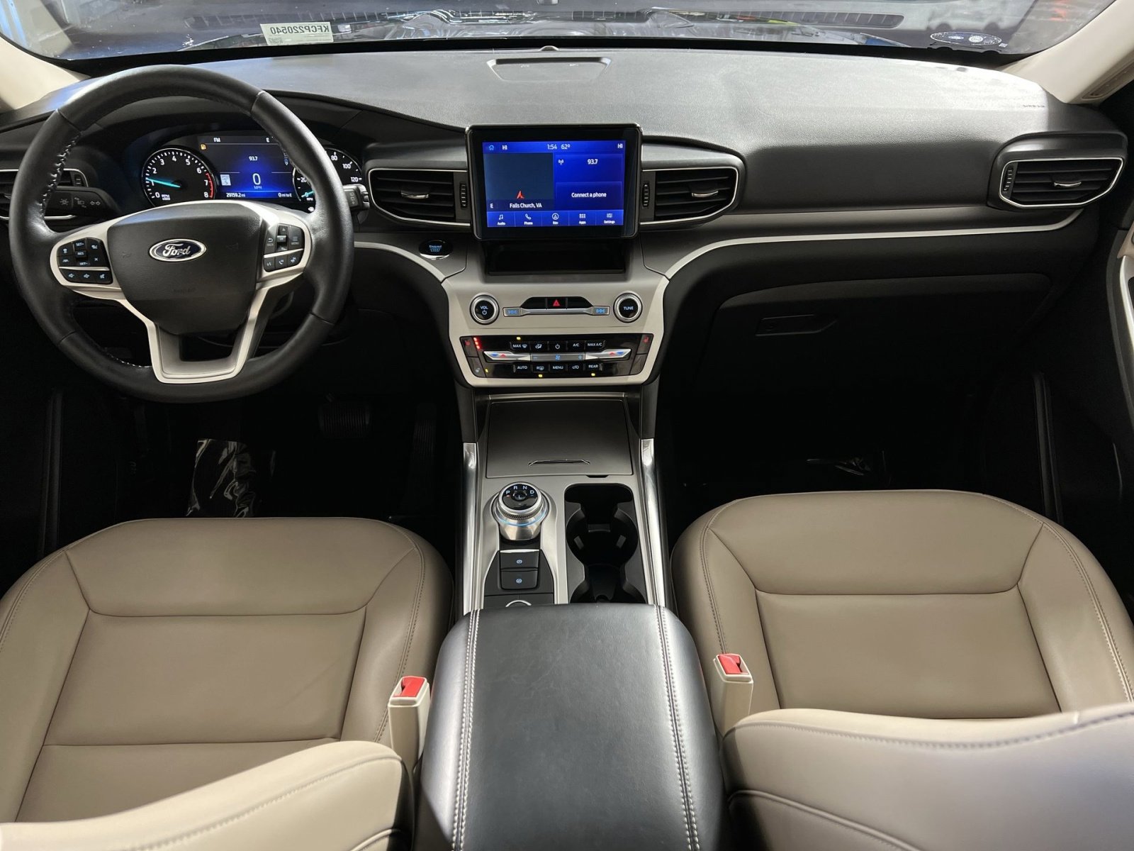 Used 2022 Ford Explorer XLT w/ Equipment Group 202A image 23