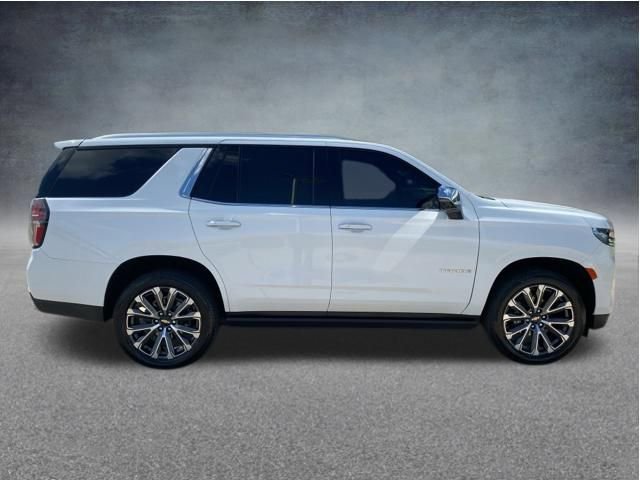 Used 2023 Chevrolet Tahoe Premier w/ Premium Package AWD/4WD image 9