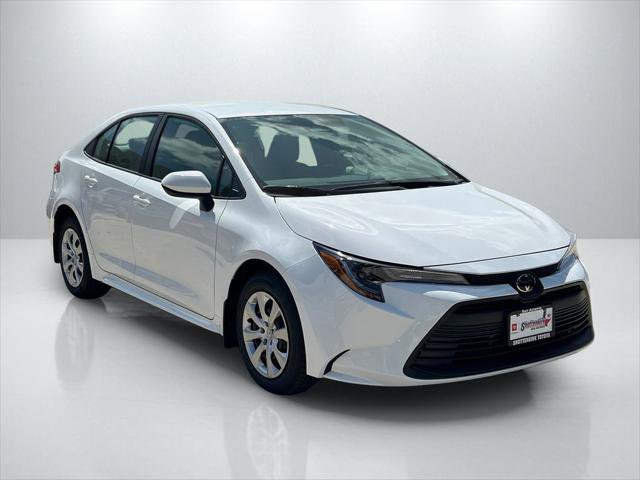 Certified 2026 Toyota Corolla LE FWD image 3