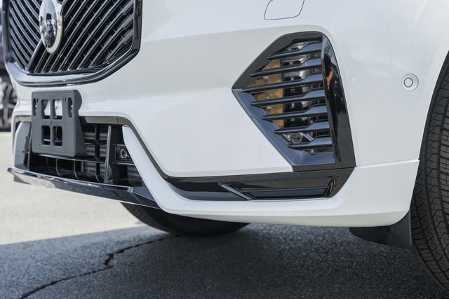 New 2026 Volvo XC60 T8 Ultra w/ Protection Package Premier image 14