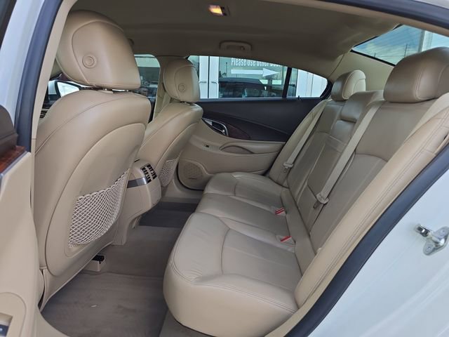 Used 2010 Buick LaCrosse CXS image 15
