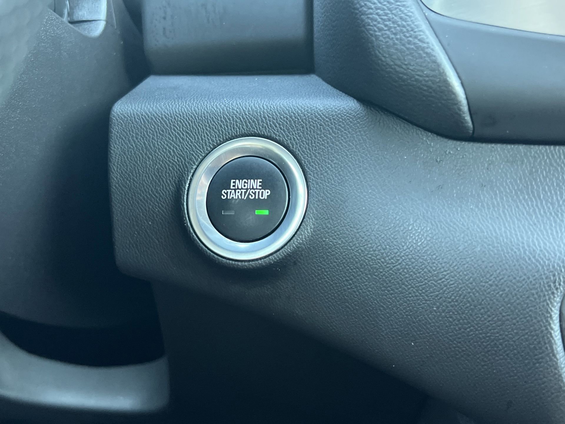 Used 2024 GMC Terrain SLE FWD image 6