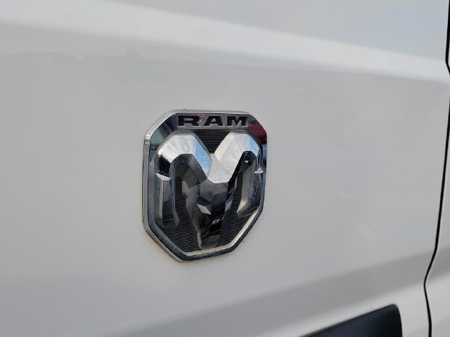 Used 2024 RAM ProMaster 2500 w/ Convenience Group FWD image 3