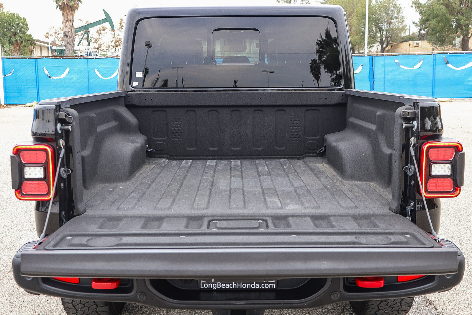 Used 2020 Jeep Gladiator Rubicon image 28
