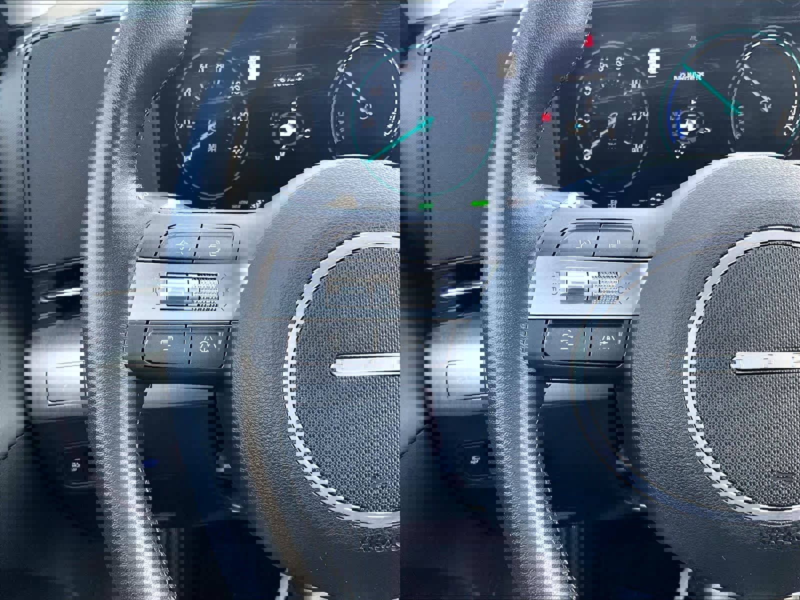 Used 2024 Hyundai Kona Limited image 23