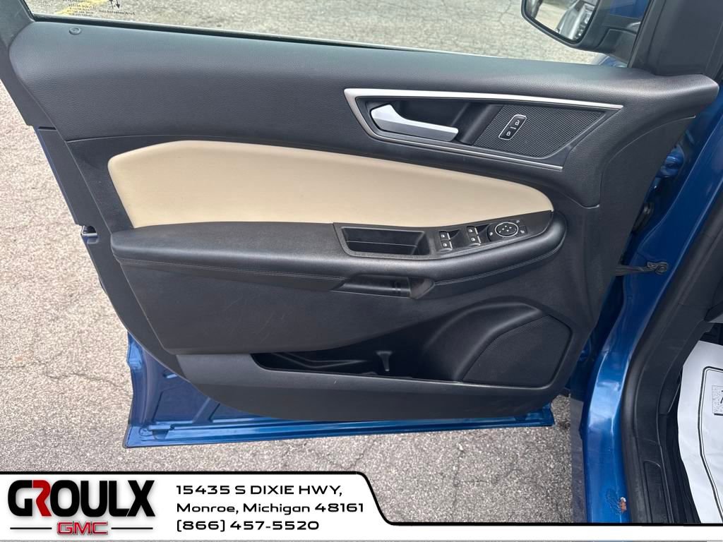 Used 2022 Ford Edge SEL w/ Convenience Package image 11