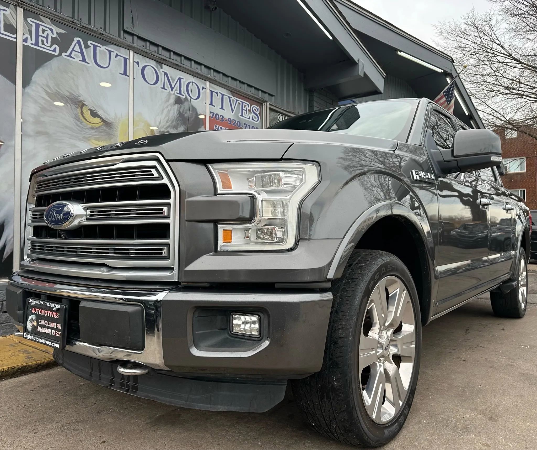 Used 2016 Ford F150 Limited w/ Trailer Tow Package image 7