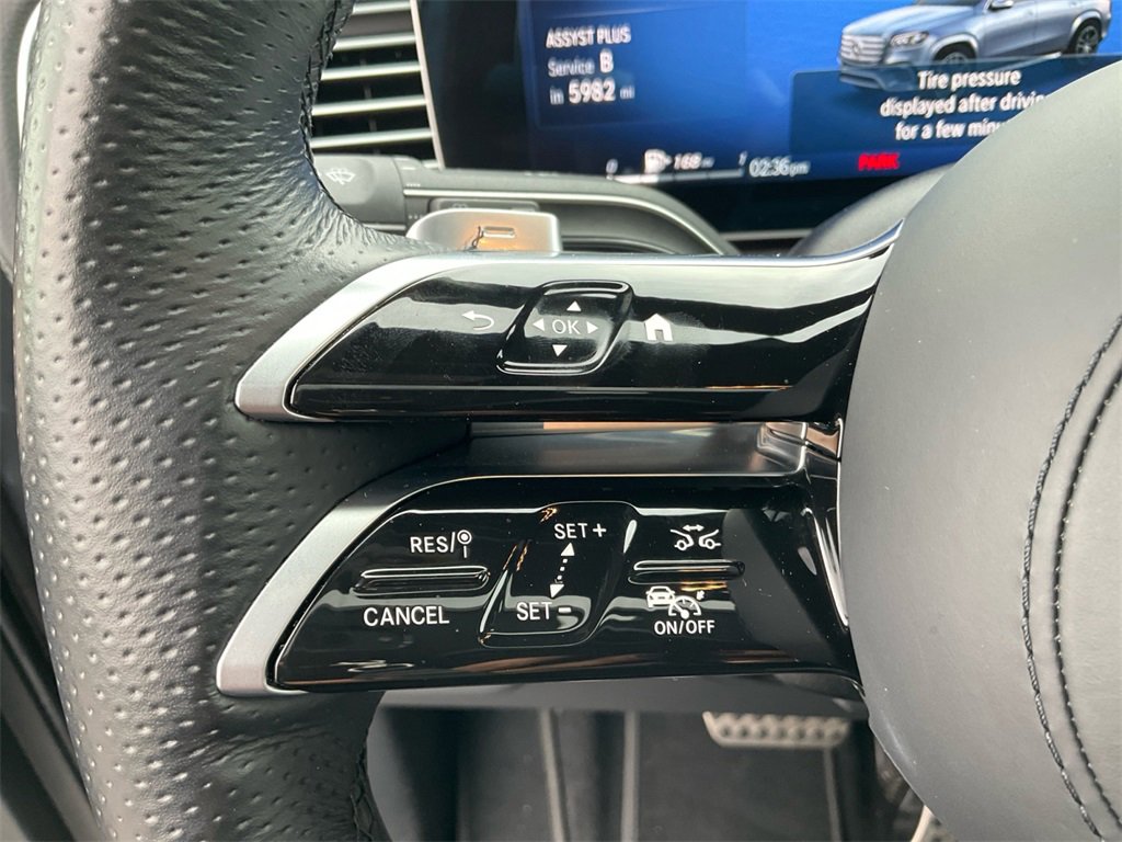 Used 2025 Mercedes-Benz GLS 450 4MATIC image 28