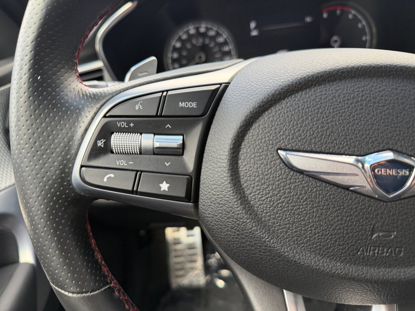 Used 2023 Genesis G70 2.0T w/ Sport Prestige Package AWD/4WD image 22
