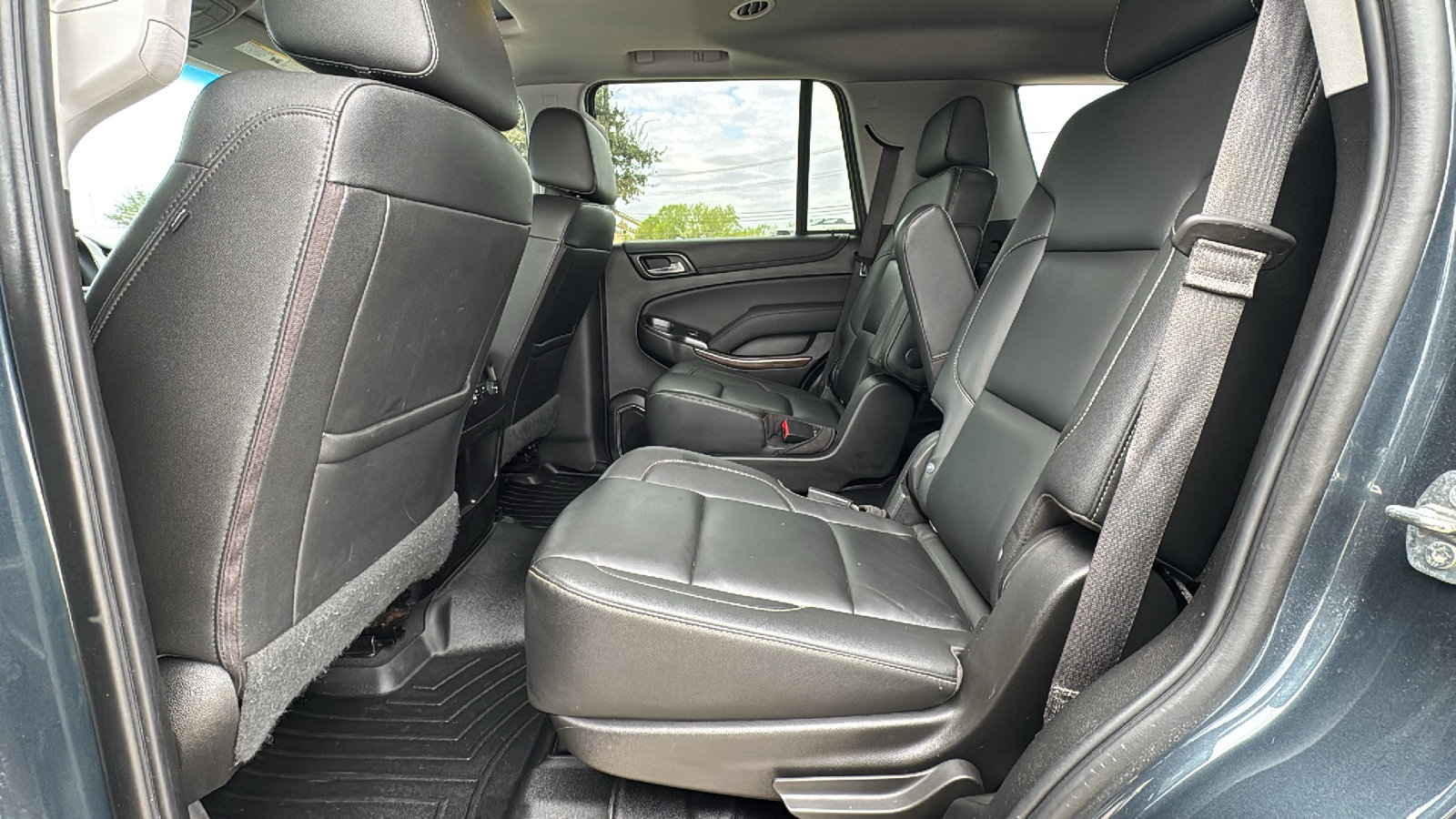 Used 2019 Chevrolet Tahoe LT image 15