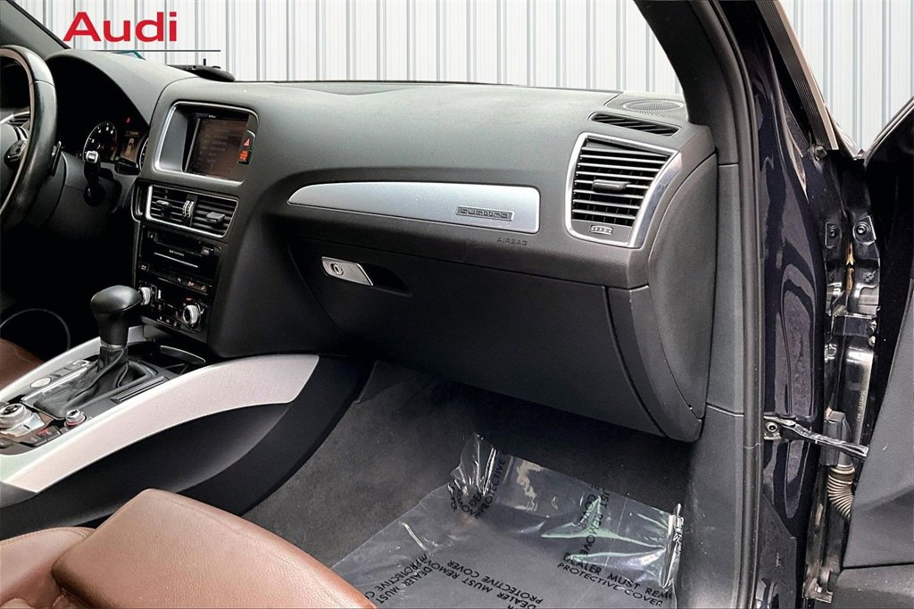 Used 2017 Audi Q5 2.0T Premium Plus w/ Technology Package image 26