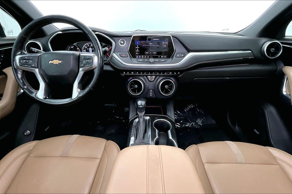 Used 2019 Chevrolet Blazer Premier w/ Sun and Wheels Package FWD image 18