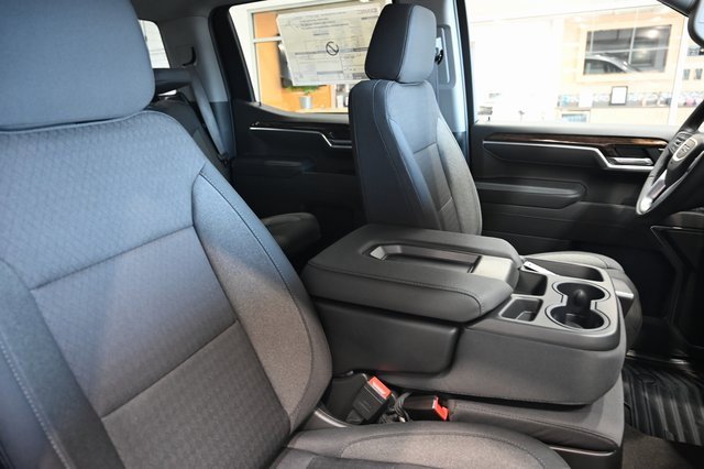 New 2026 GMC Sierra 1500 Elevation image 9