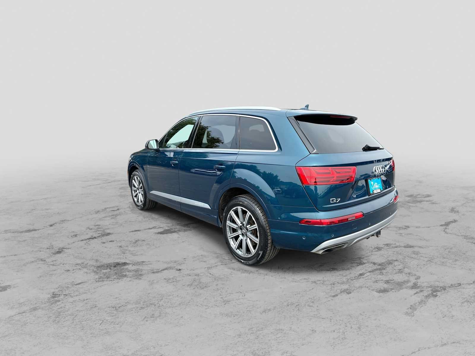 Used 2019 Audi Q7 3.0T Premium Plus w/ Premium Plus Package AWD/4WD image 6