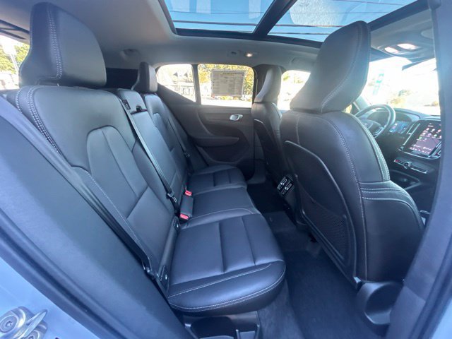 Certified 2026 Volvo XC40 B5 Plus AWD/4WD image 13