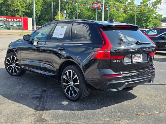 Used 2025 Volvo XC60 B5 Plus AWD/4WD video 3