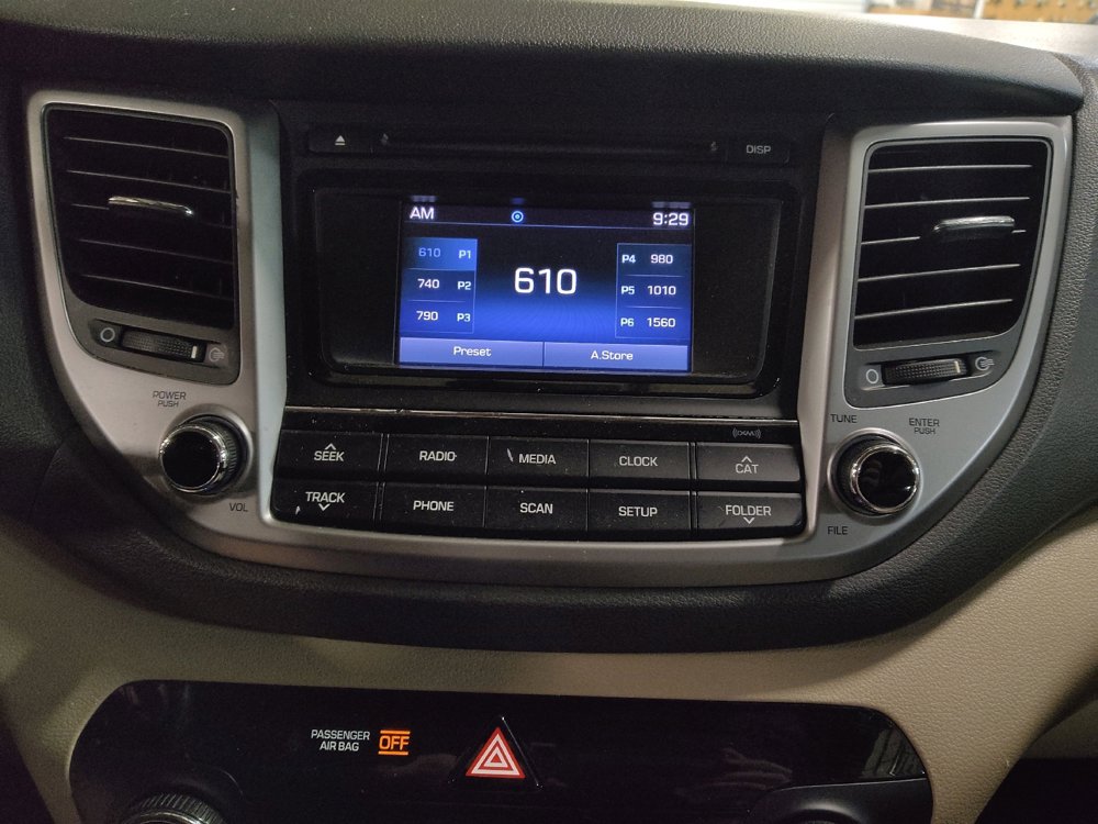 Used 2017 Hyundai Tucson SE image 25